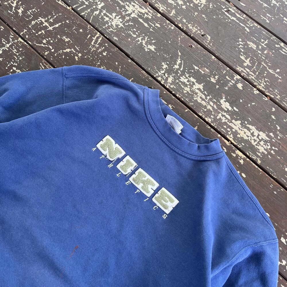 (L) Vintage 90s Y2K Nike Crewneck Sweatshirt Embroidered Spellout